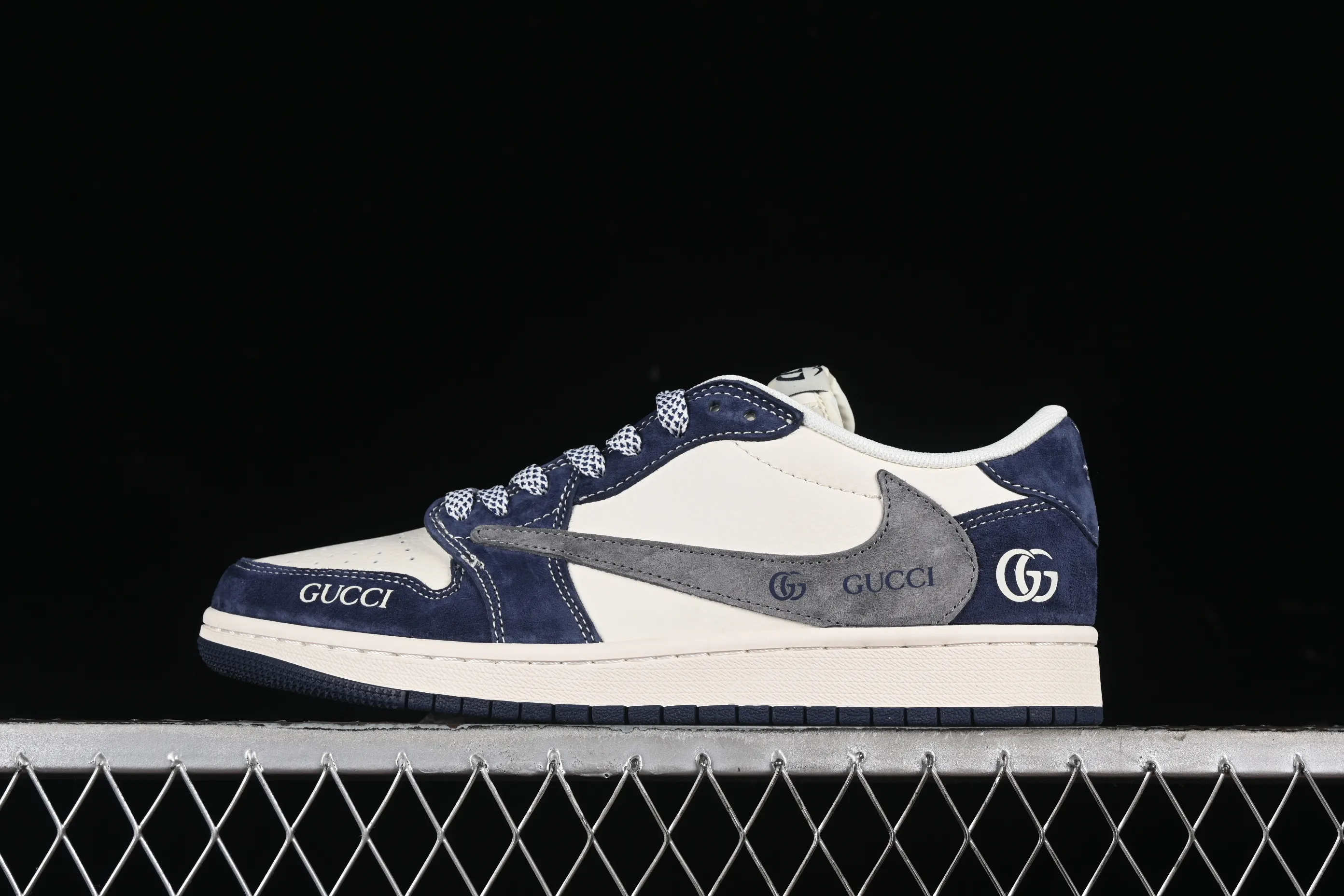 All categories Air Jordan Jordan series basketball shoes Air Jordan 1 Low High-end customized low-top sneakers Travis Scott x Fragment Design x Air Jordan 1 Low OG SP AJ1 Joe 1 Gucci joint-off-white dark blue suede low-top cultural casual sneakers XY2688-109